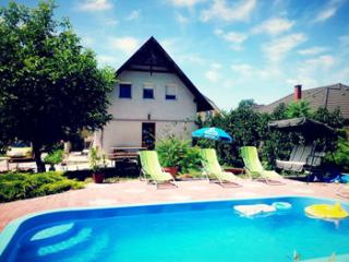 Ungarn Urlaub am Plattensee mit  Pool oder direkt am See