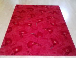 Teppich rot mit Muster, maschinengewebt