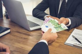 Sichern Sie sich einen schnellen und kostenlosen Kredit