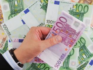 Wir bieten Kredite an, um Ihnen zu helfen 24 Urh.