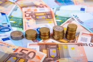 Zinslose Kredite für Privatpersonen und Unternehmen