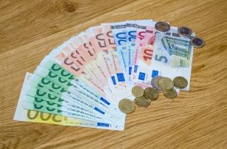 KOSTENLOSES LEIH ERHALTEN: sandrazenig10@gmail.com