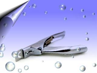 Nail Tip Cutter in 9 Farben um 1, 50 Euro