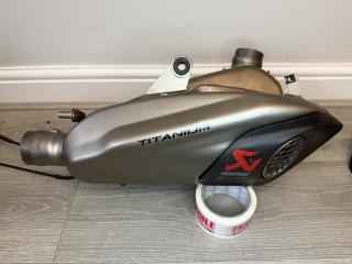 Ducati Panigale V4 V4S V4R Akrapovic Titan Auspuff 2018-2024