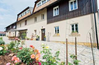 Verkauf Familienfarm inkl. Pension in Luzicke hory