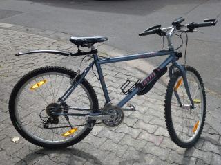 (91) 24 Gang 26 Zoll MERIDA Rh 48 mit Batterielampen wunderbar leicht