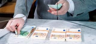 Wir bieten Kredite an, um Ihnen zu helfen
