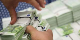 Angebot von Finanzkrediten zwischen Privatpersonen