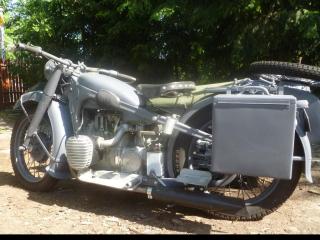 BMW R 12 WH mit Seitenwagen