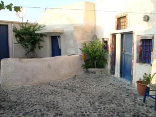 Traditionelles Höhlen Haus auf Santorin